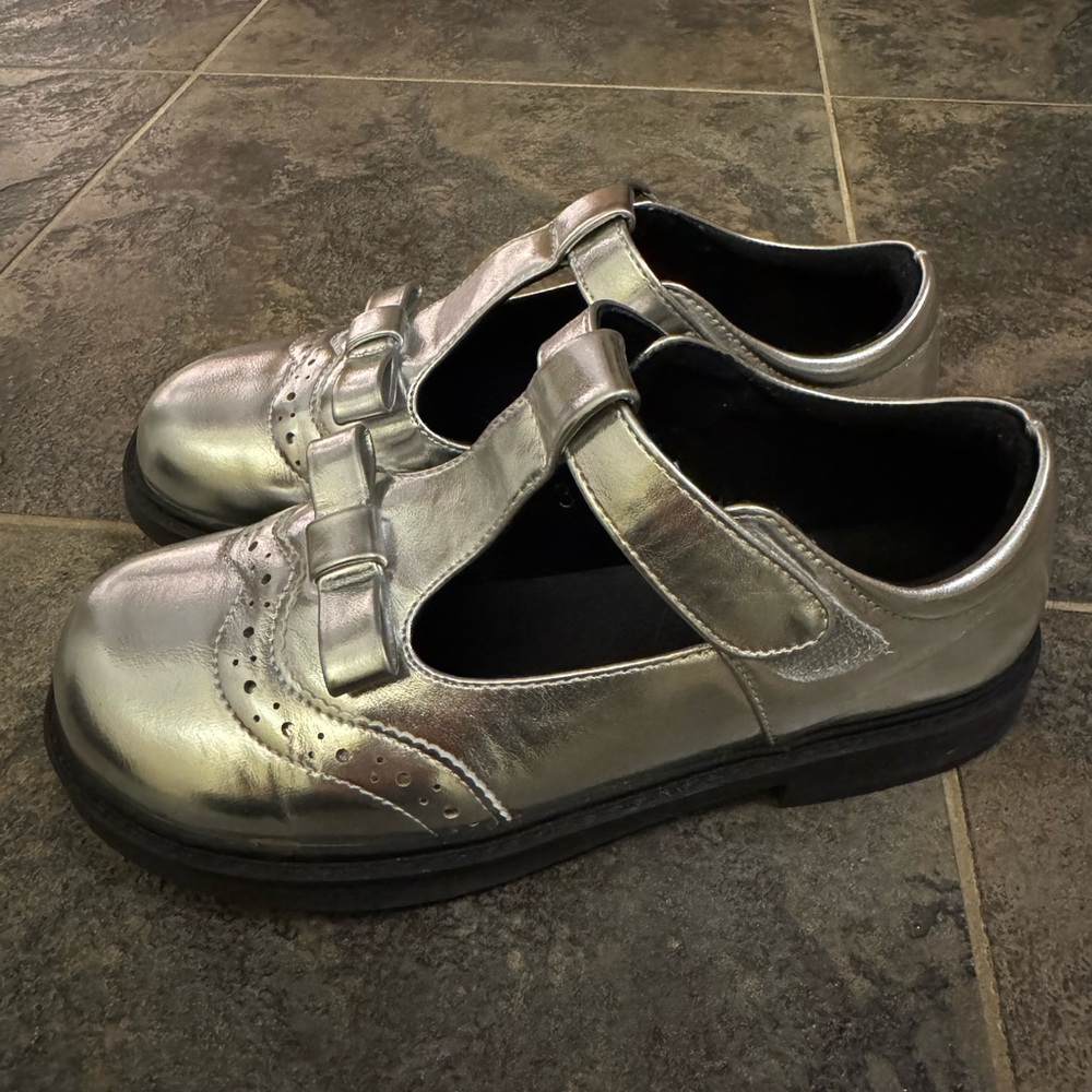 Silver T-Strap Shoes Girls Size 3
